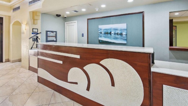 Best Western Plus Deerfield Beach Hotel & Suites image 8